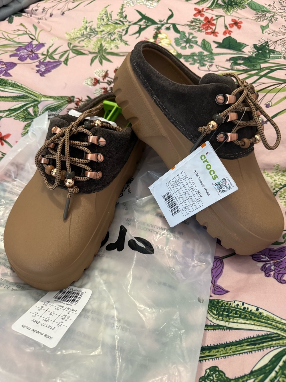 CROCS Women's Axle Suede Mule